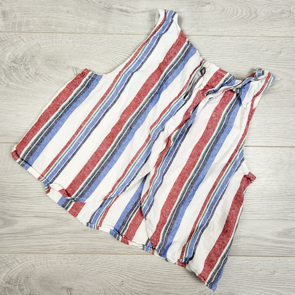 Old Navy striped linen blend split-back sleeveless top. Size 10/12