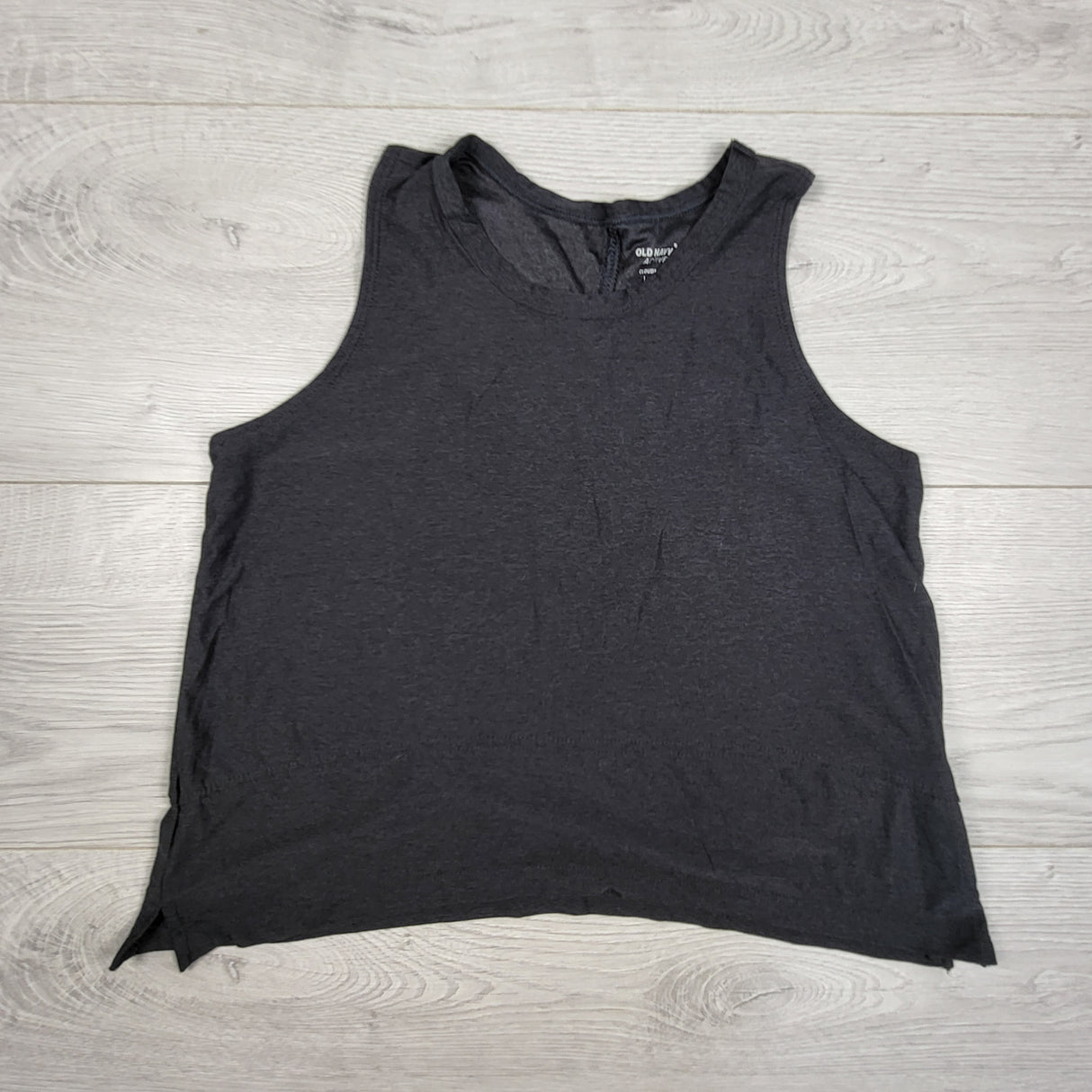 Old Navy charcoal "cloudmotion" active tank top. Size 10/12