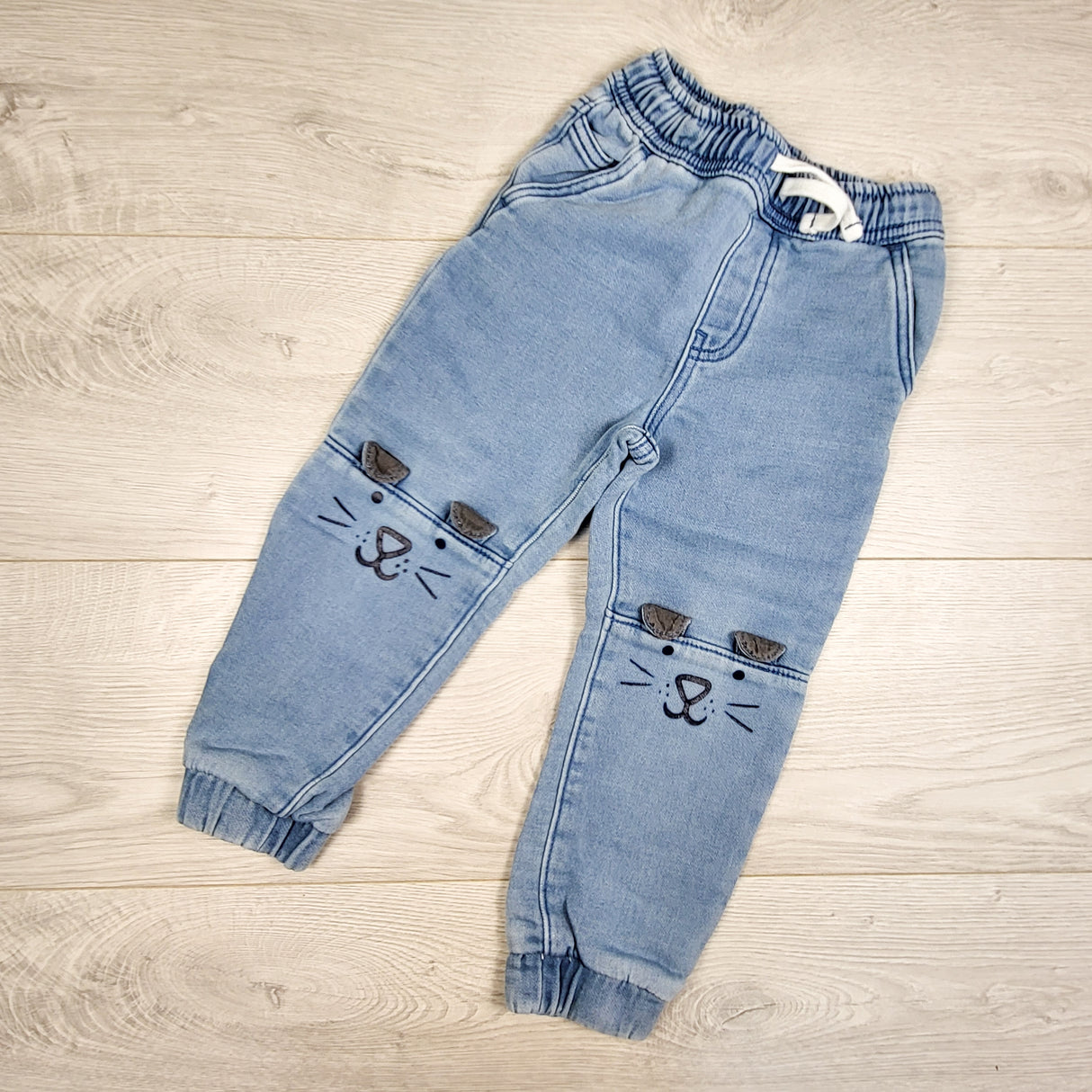 Joe soft drawstring denim pants with puppies. Size 3T