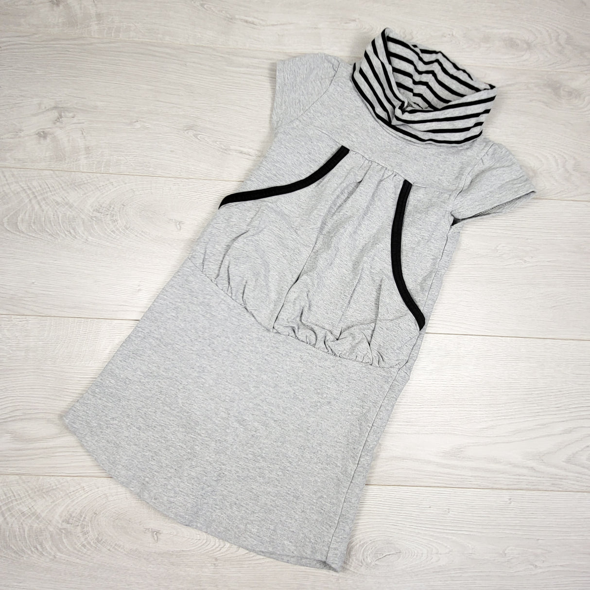 Peekaboo Beans grey cowl neck dress with kangaroo pocket. Size 5T