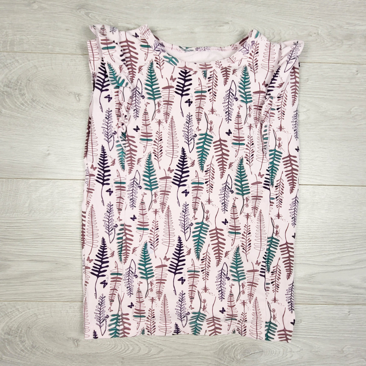 Peekaboo Beans purple tree print t-shirt. Size 7