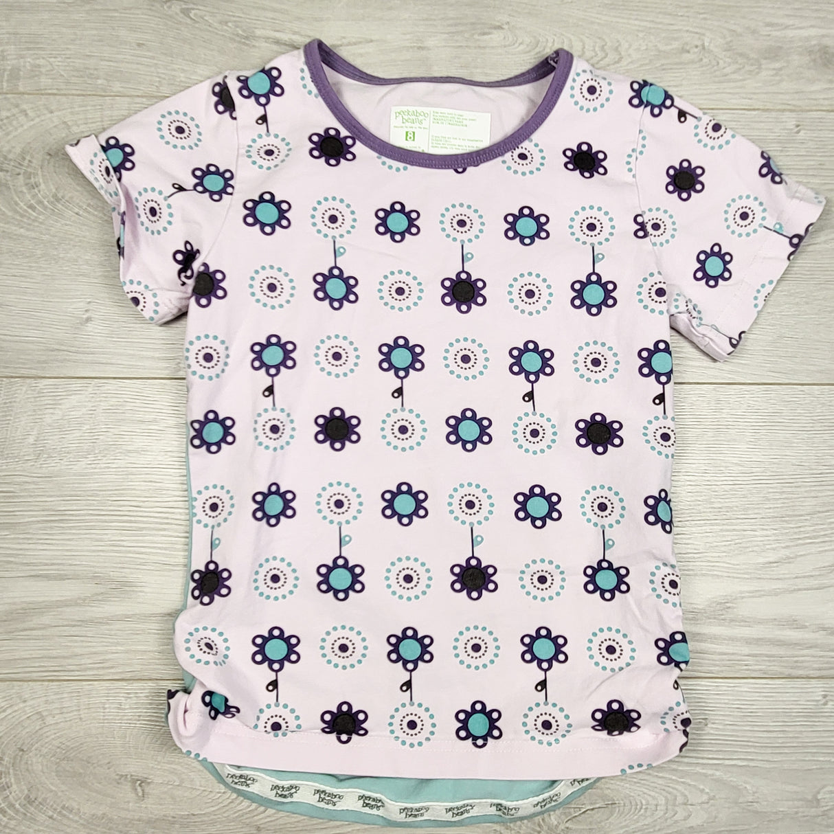 Peekaboo Beans purple floral print t-shirt. Size 8
