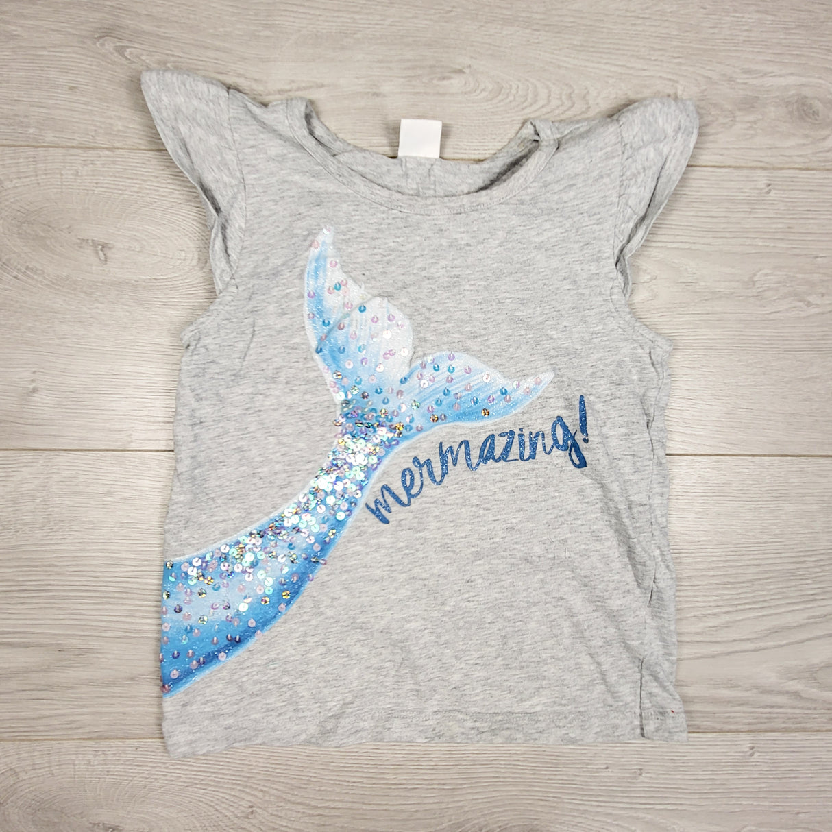 Gymboree grey t-shirt with sequin meemaid tail. Size 6