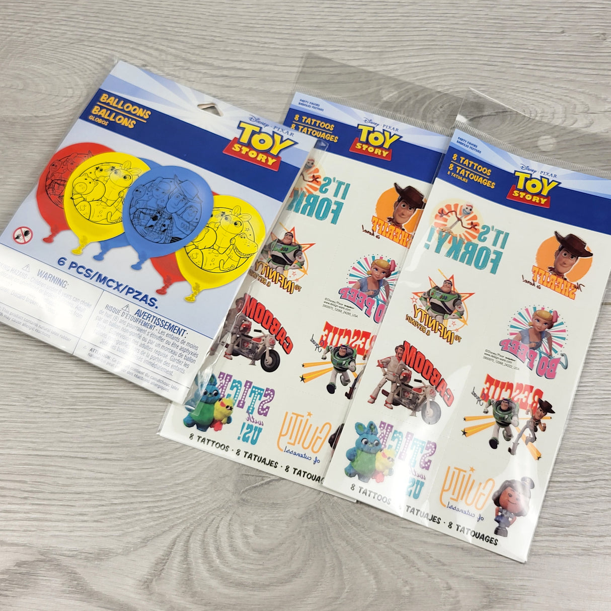 NEW - Paw Patrol balloons and temporary tattoos