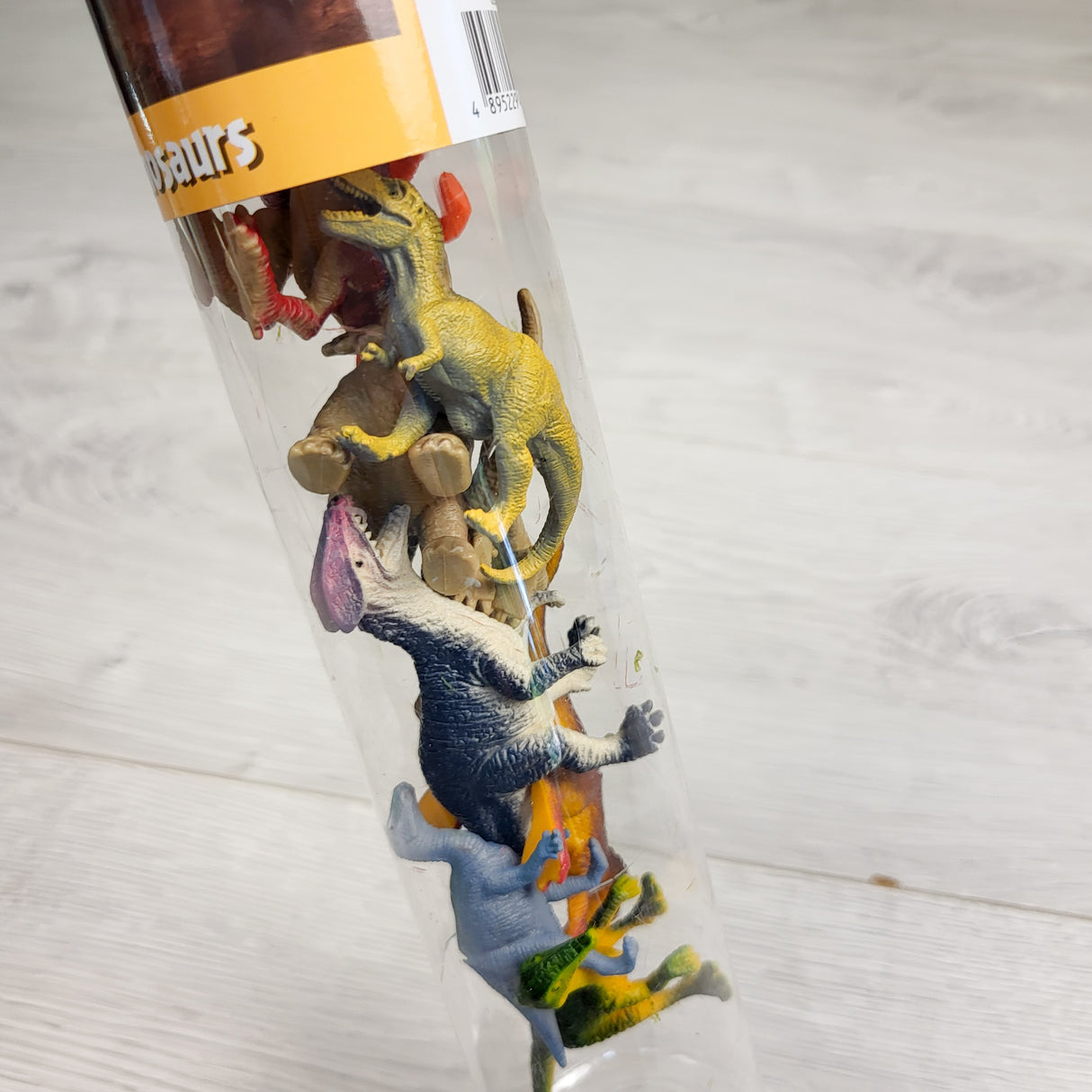 Wenno Dinosaurs fun tub (mini dinosaurs)