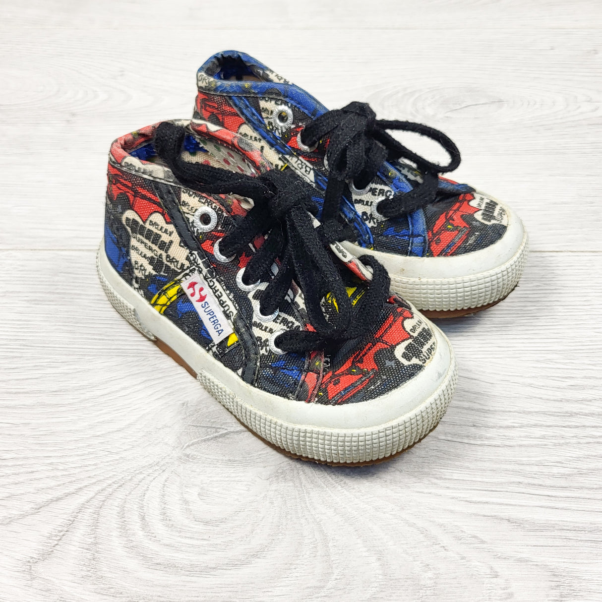Superga Comic Print Canvas Sneakers. Toddler size 6.5