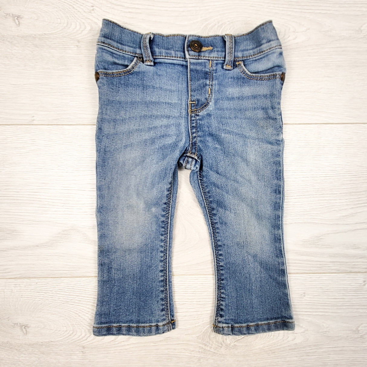 Oshkosh boot cut jeans. Size 9 months