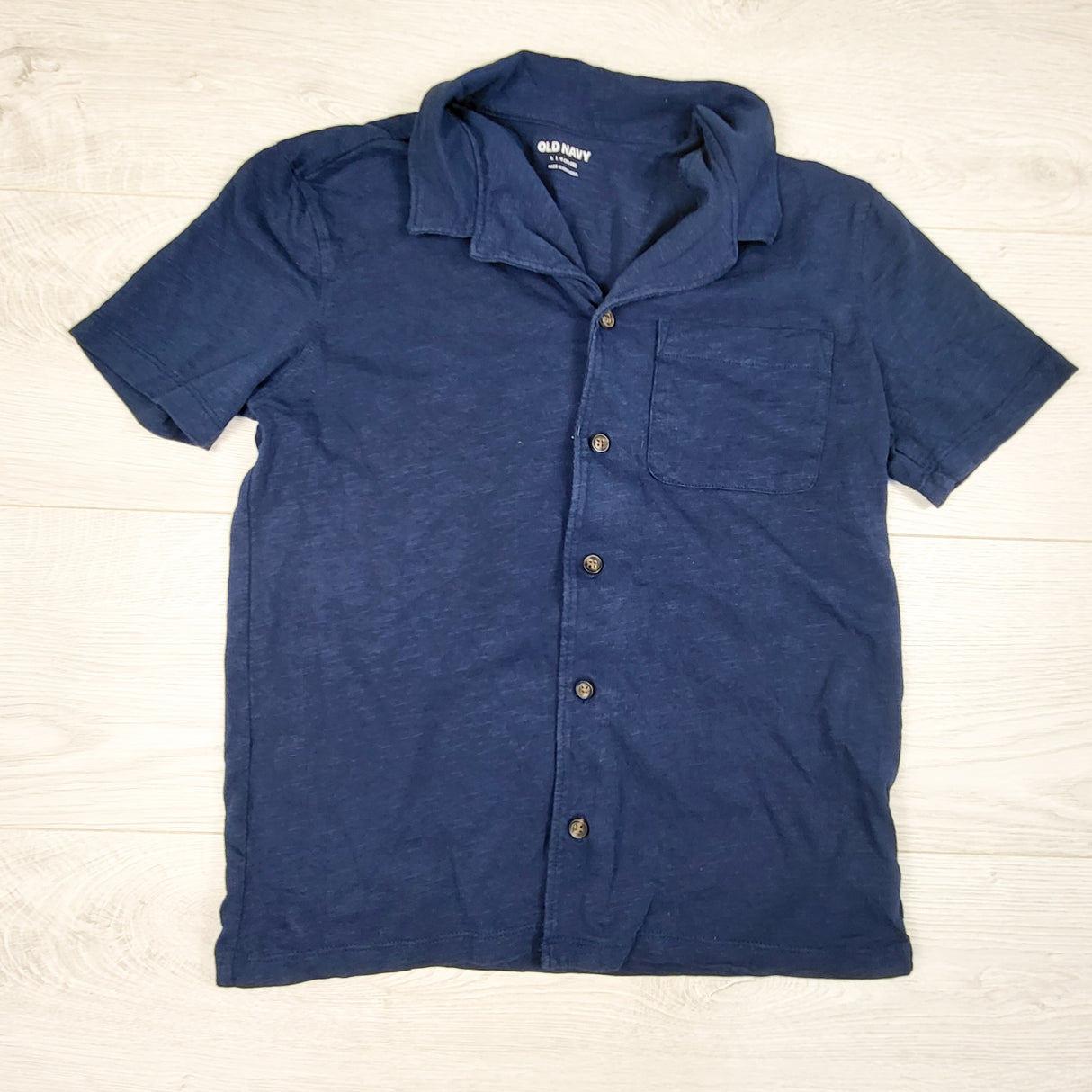 Old Navy navy button down collared t-shirt. Size 10/12