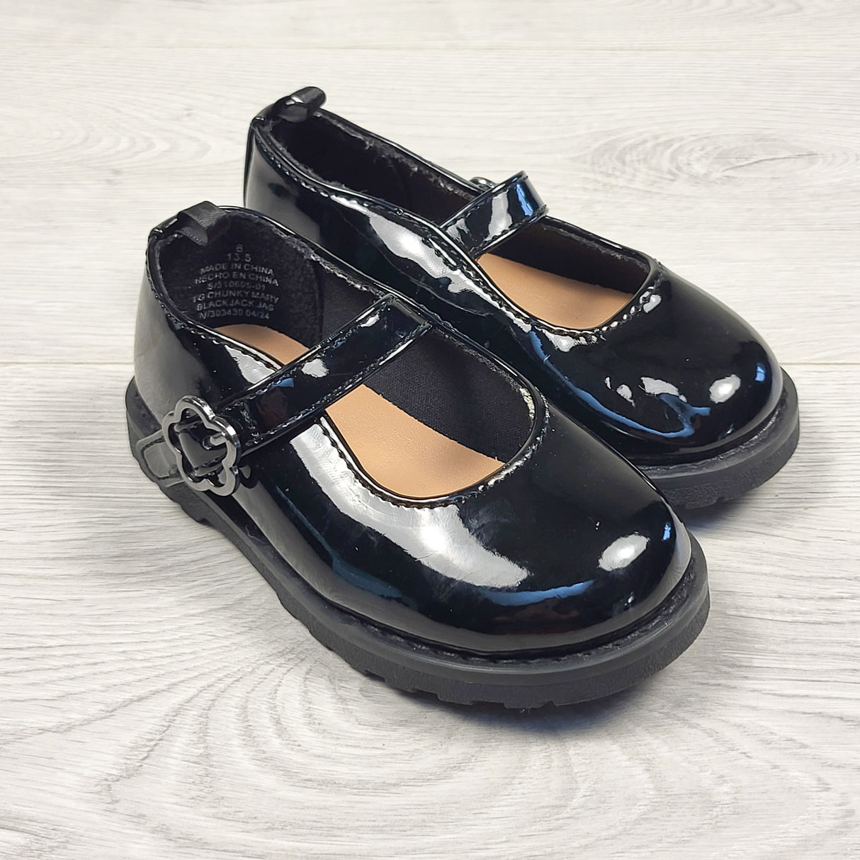 Old Navy black patent leather mary jane shoes. Size 6