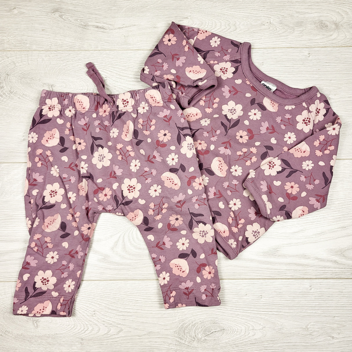 Anko purple floral print 2pc sweatshirt set. Size 6-12 months