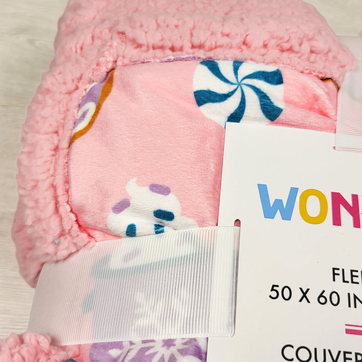 NEW - Wonder Co. Reversible Fleece Throw Blanket (sorry, no shipping)