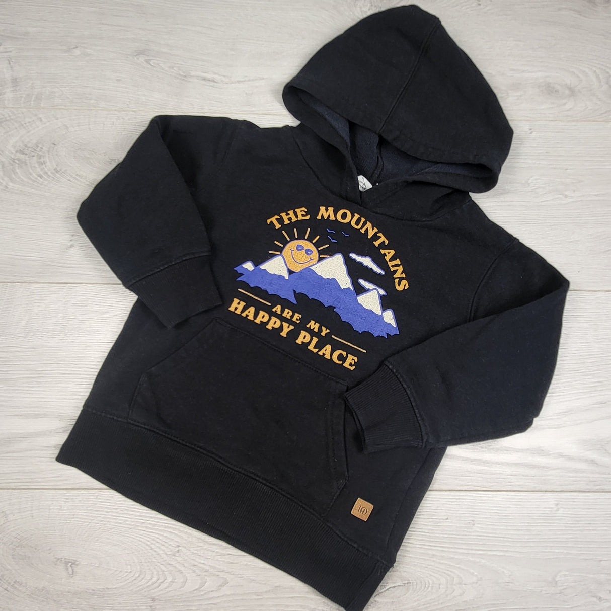 Tentree black pullover "Happy Place" hoodie with mountains. Size 3T