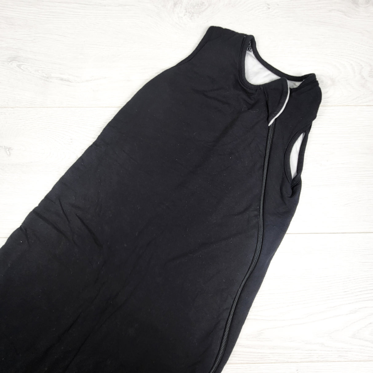 Kyte 1.0 TOG black sleep bag. Size medium (6-18 months)