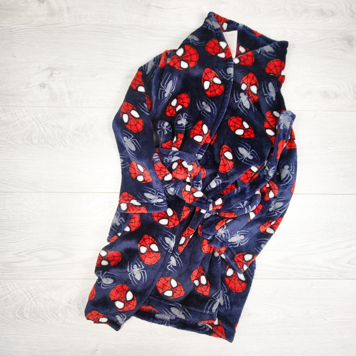 Marvel plush Spider-man robe. Size 6/7