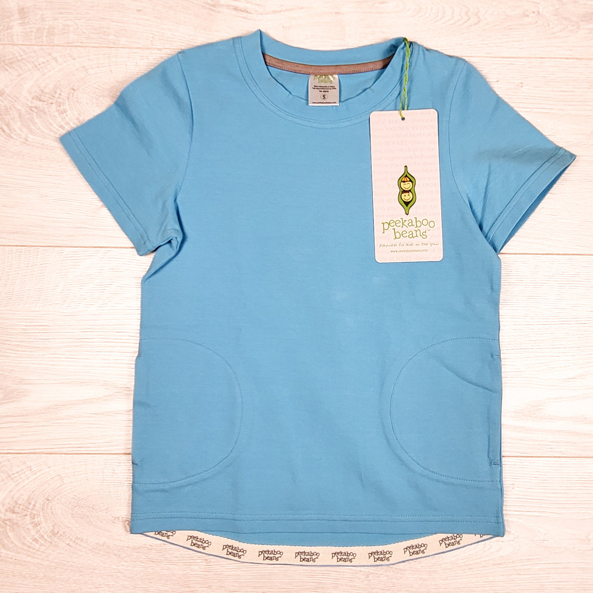 NEW - Peekaboo Beans sky blue "Tag" tee. Size 5T