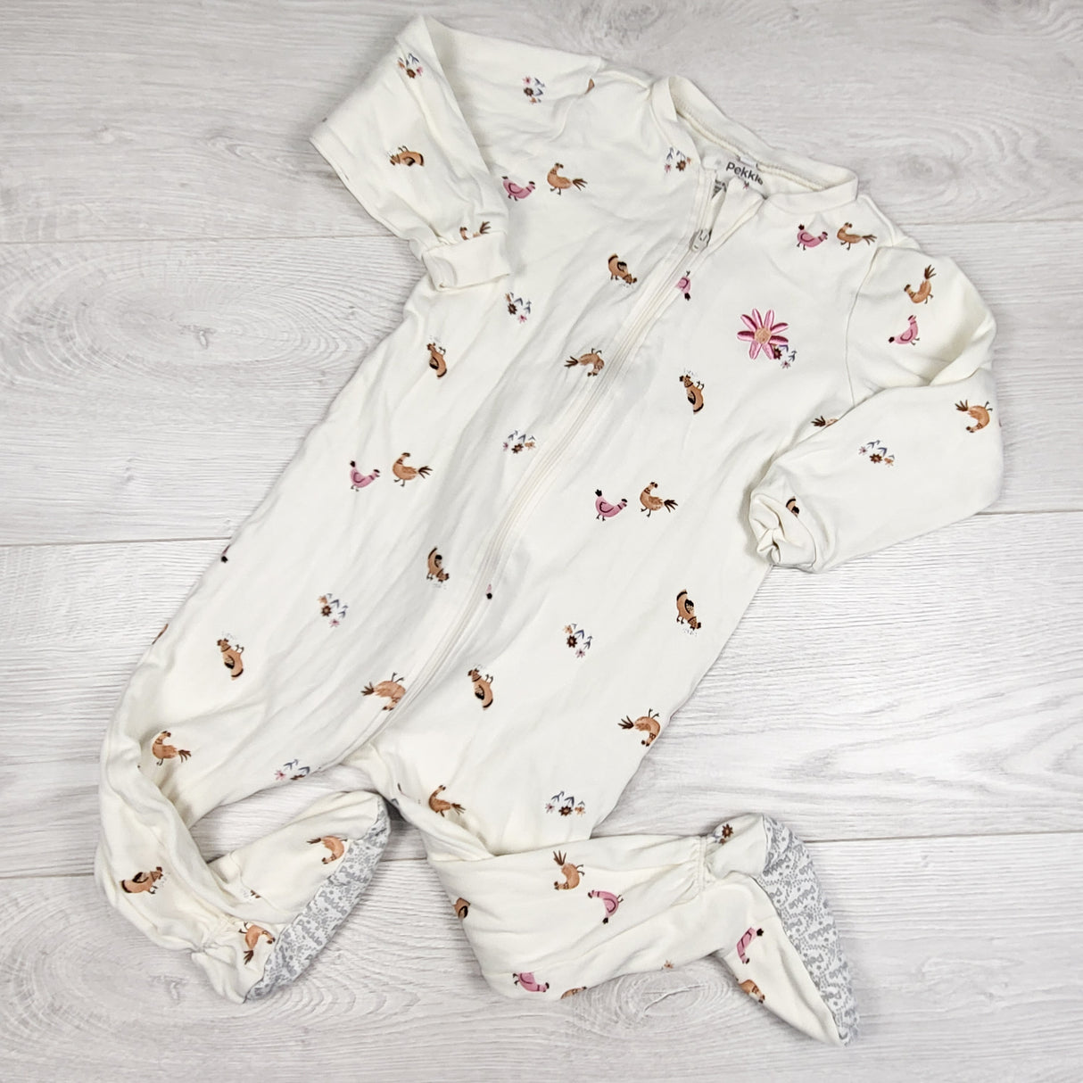 Pekkle white sleeper with chickens. Size 24 months