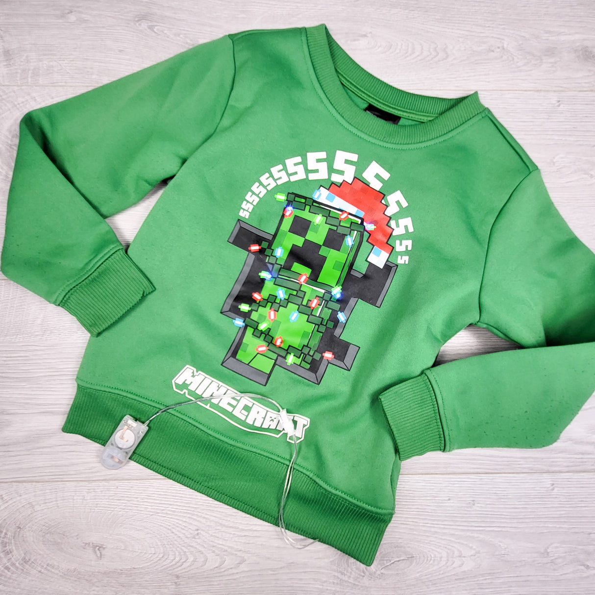 Mad Engine green light-up Minecraft hoodie. Size 4/5T