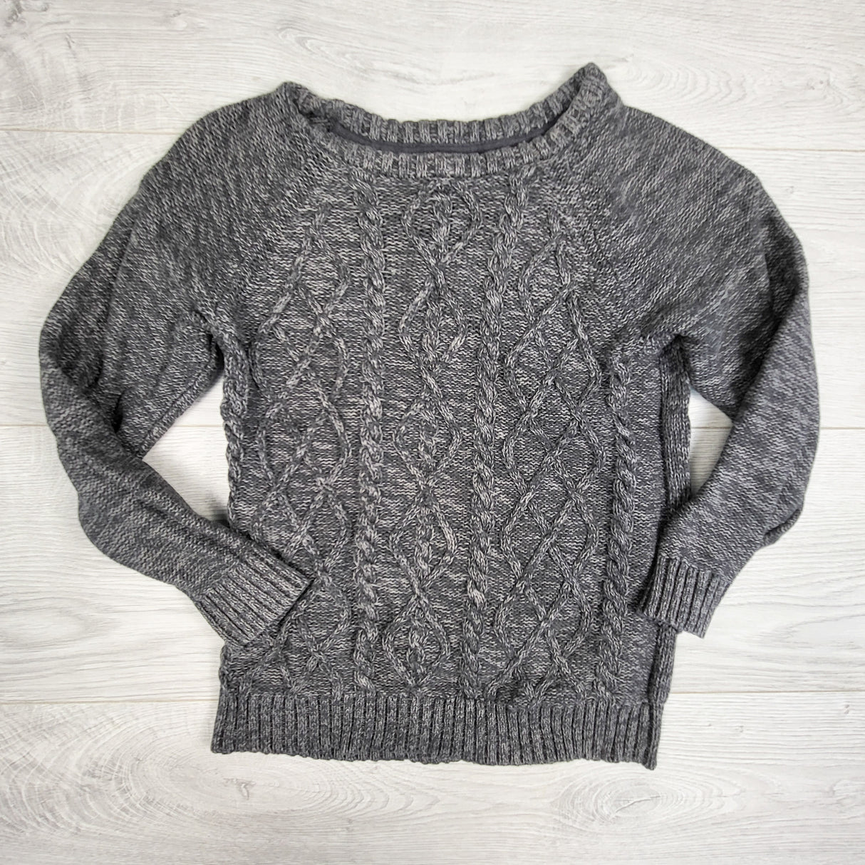 Old Navy grey cable knit sweater. Size 5T