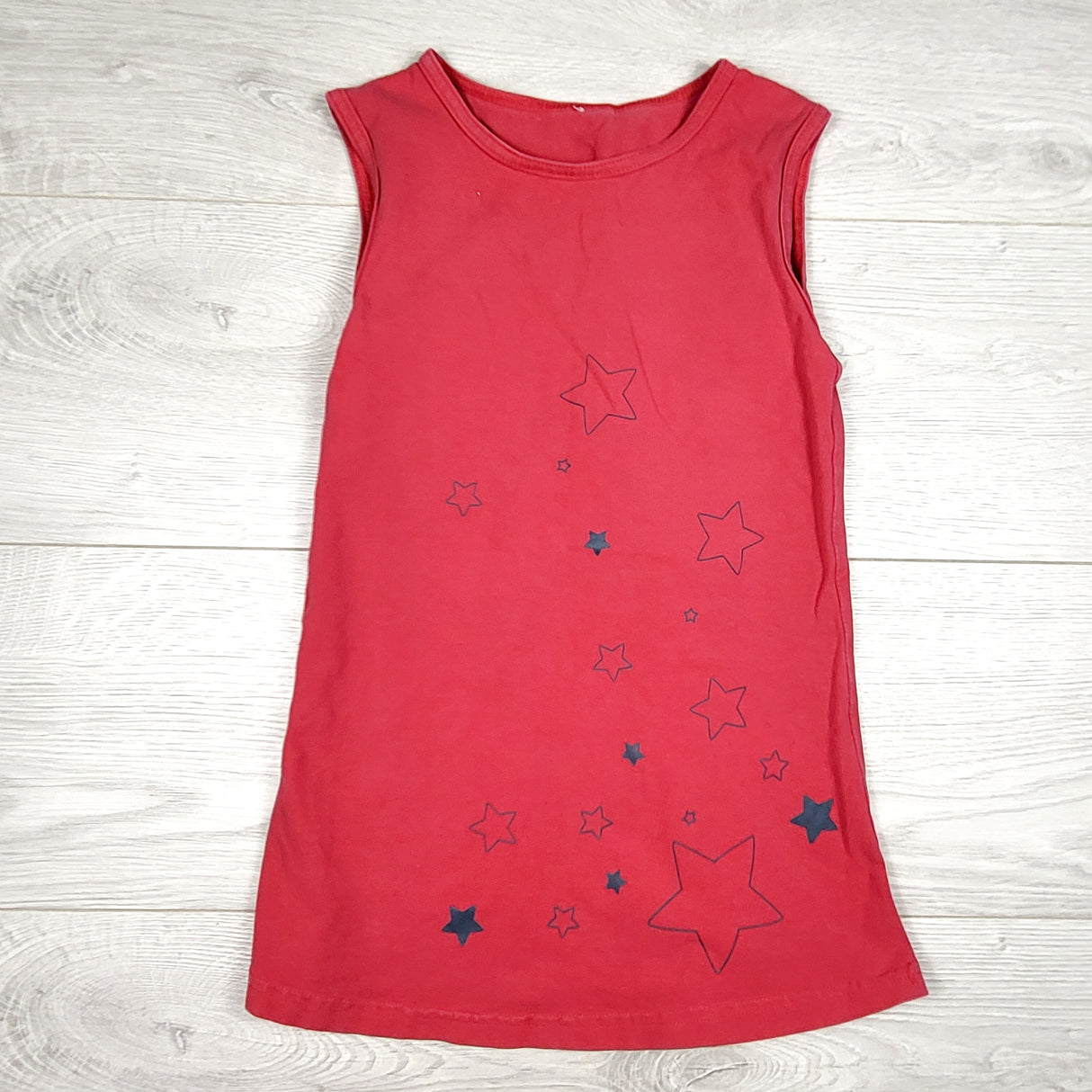 Peekaboo Beans pinky-red sleeveless dress with stars. Size 5T