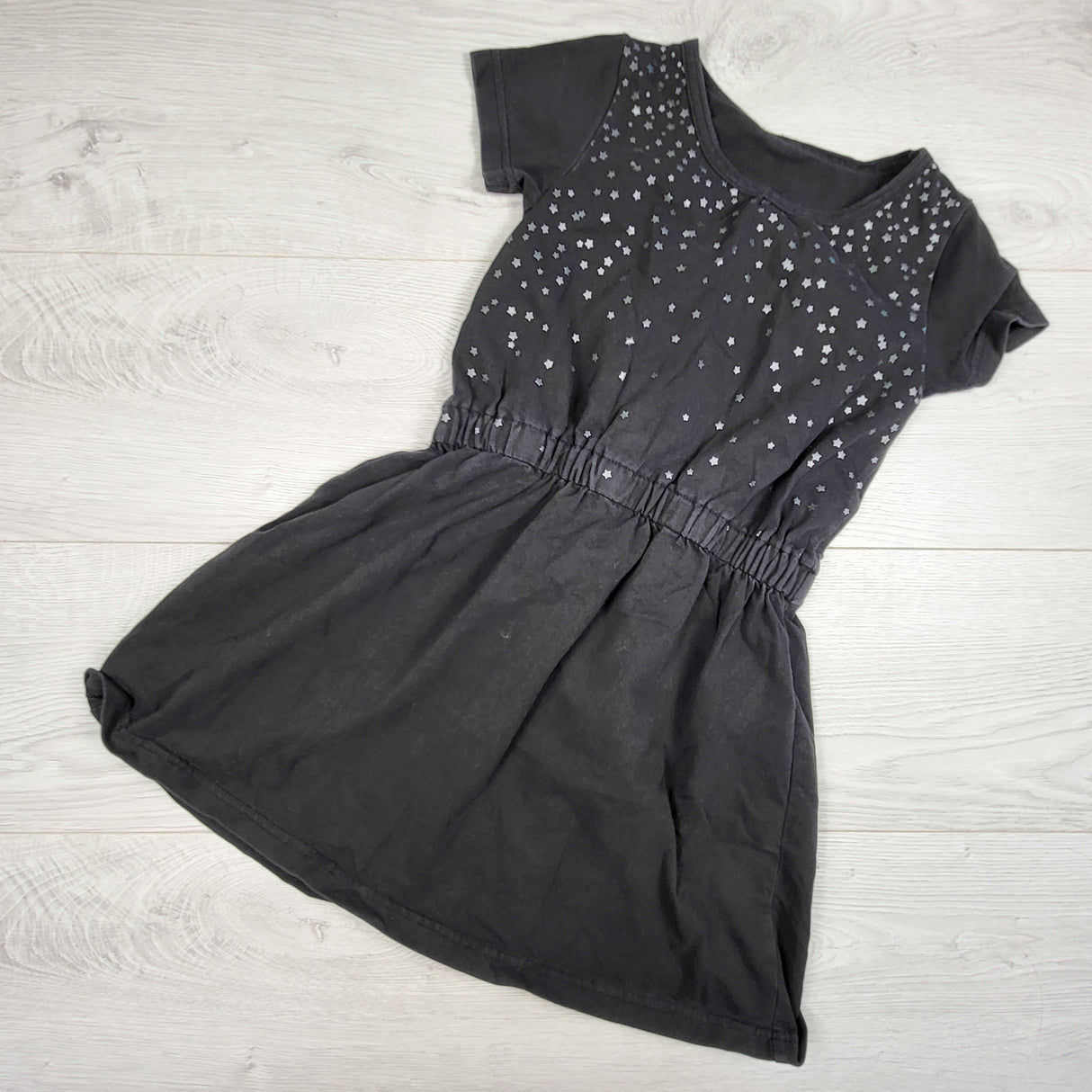 Peekaboo Beans black dress with stars. Size 5