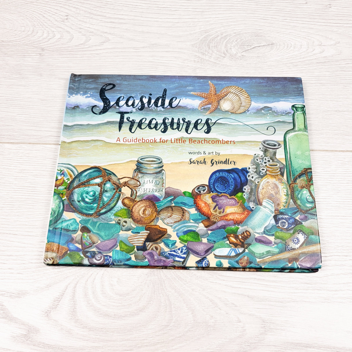 Seaside Treasures. Hardcover book