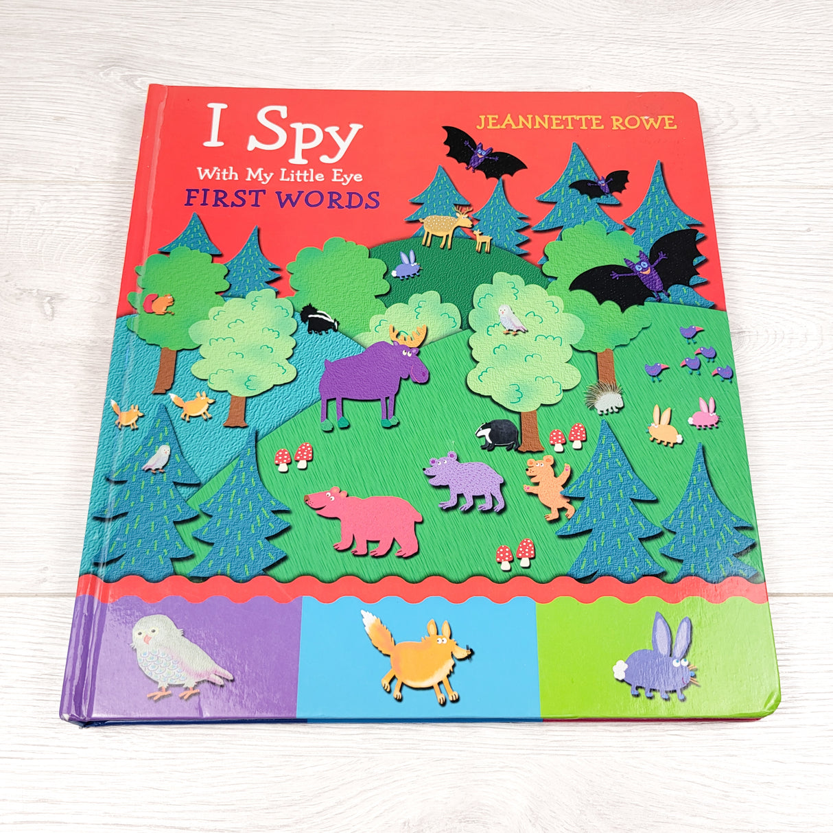 I Spy With My Little Eye: First Words. Large board book