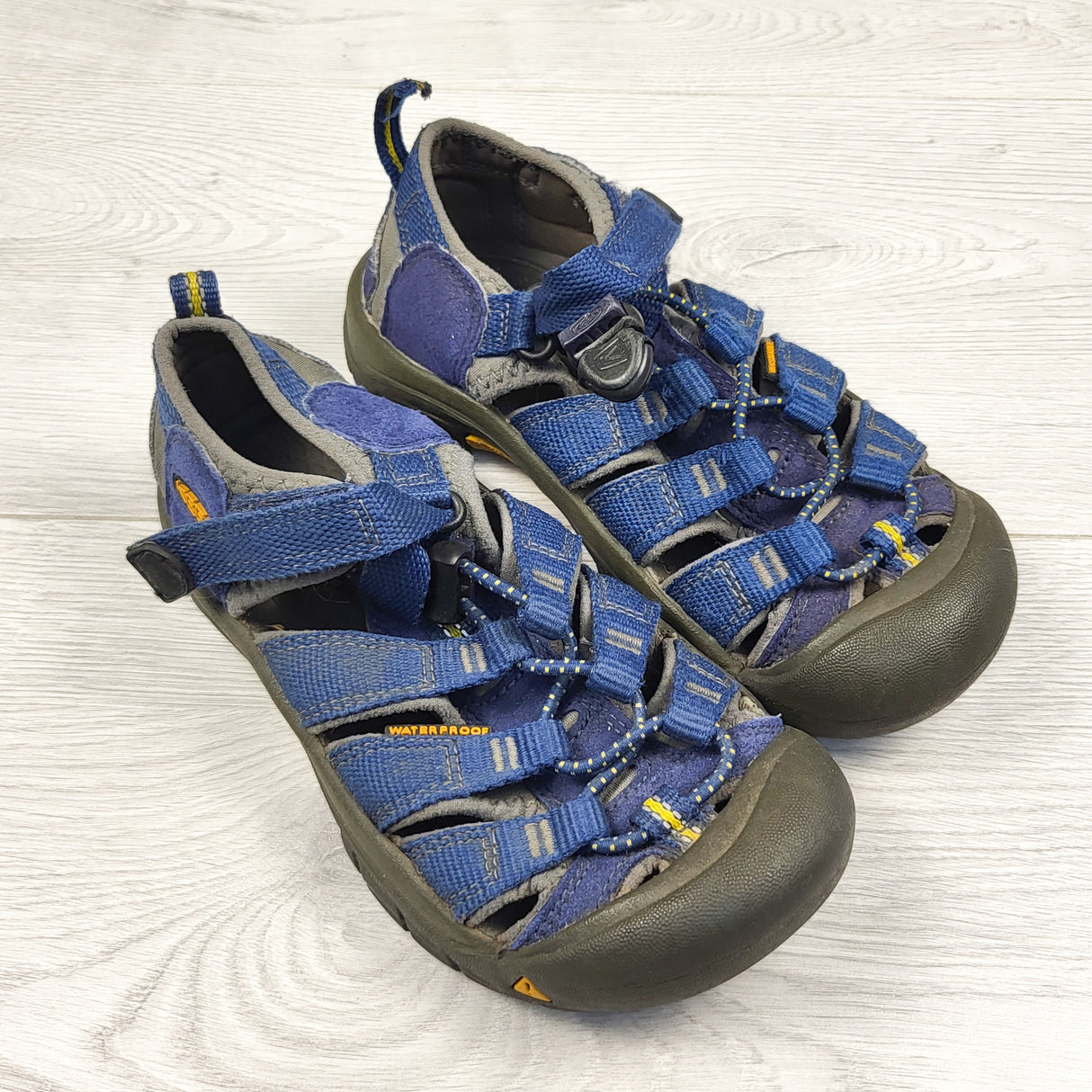 Keen blue sandals. Size 13