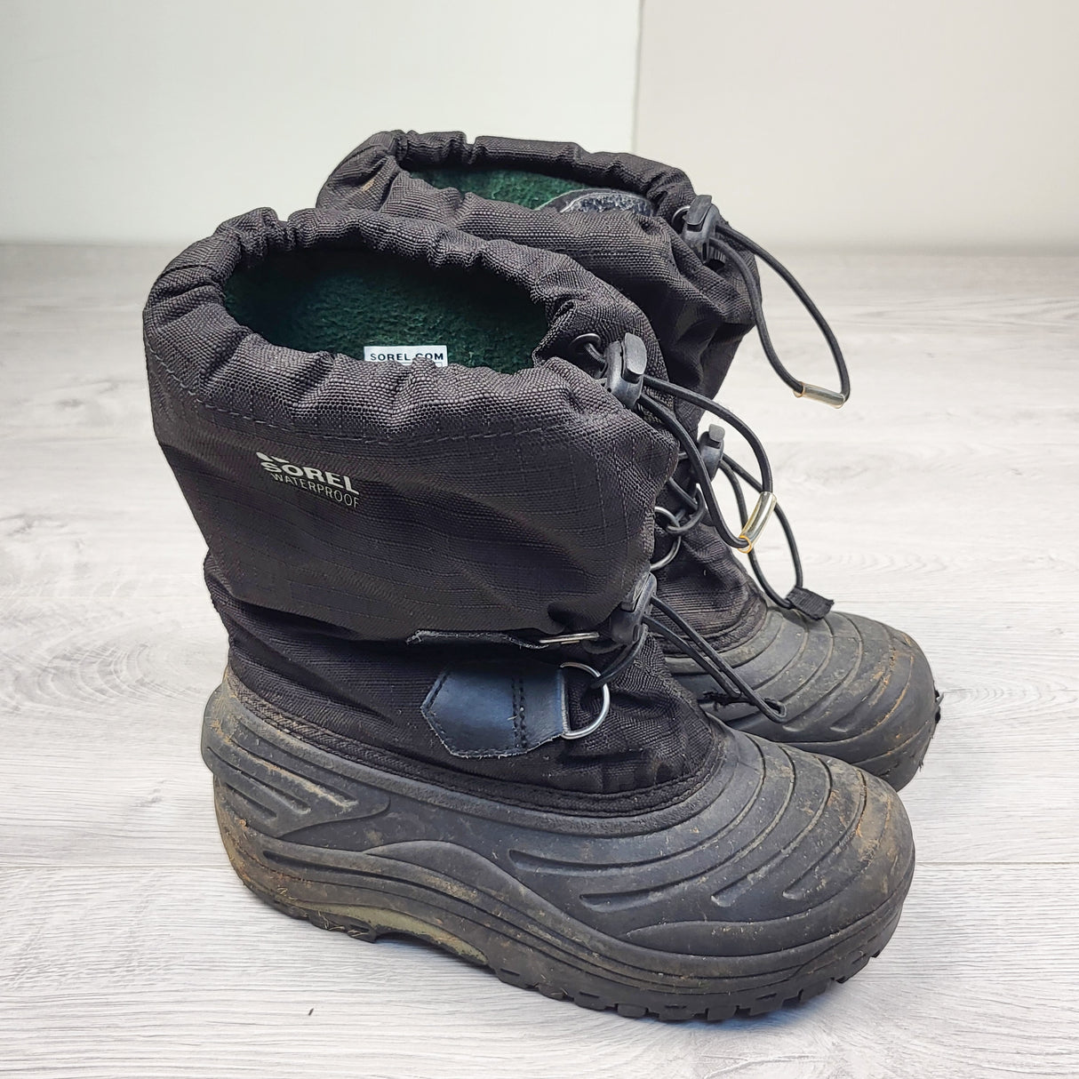 Sorel snow boots. Youth size 1