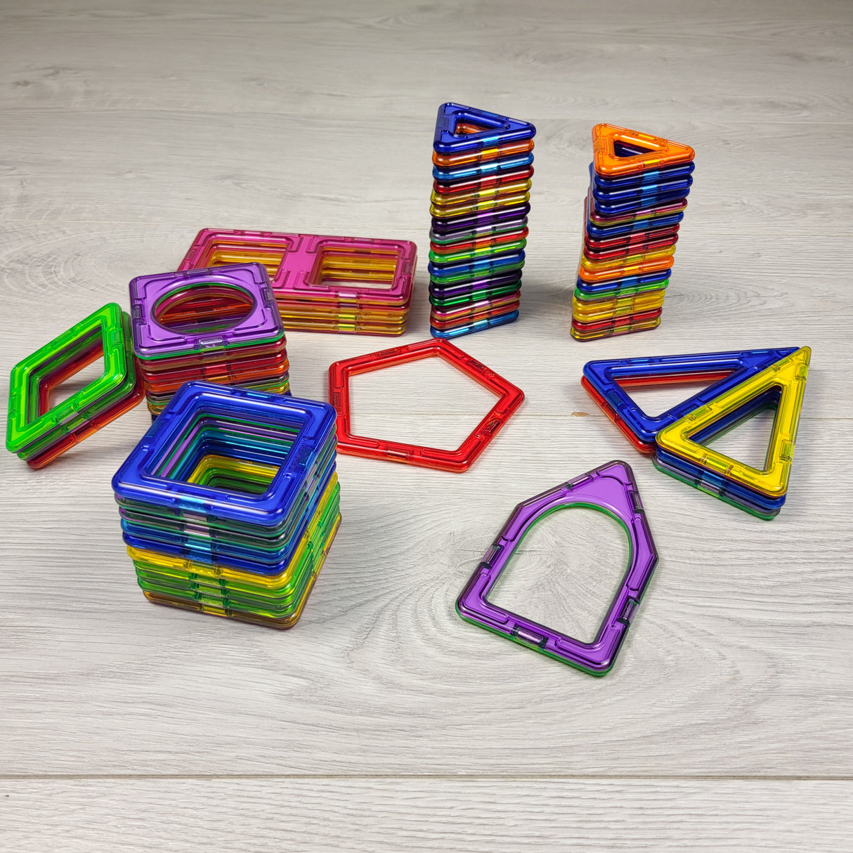 Magformers magnetic block set (sorry, no shipping)