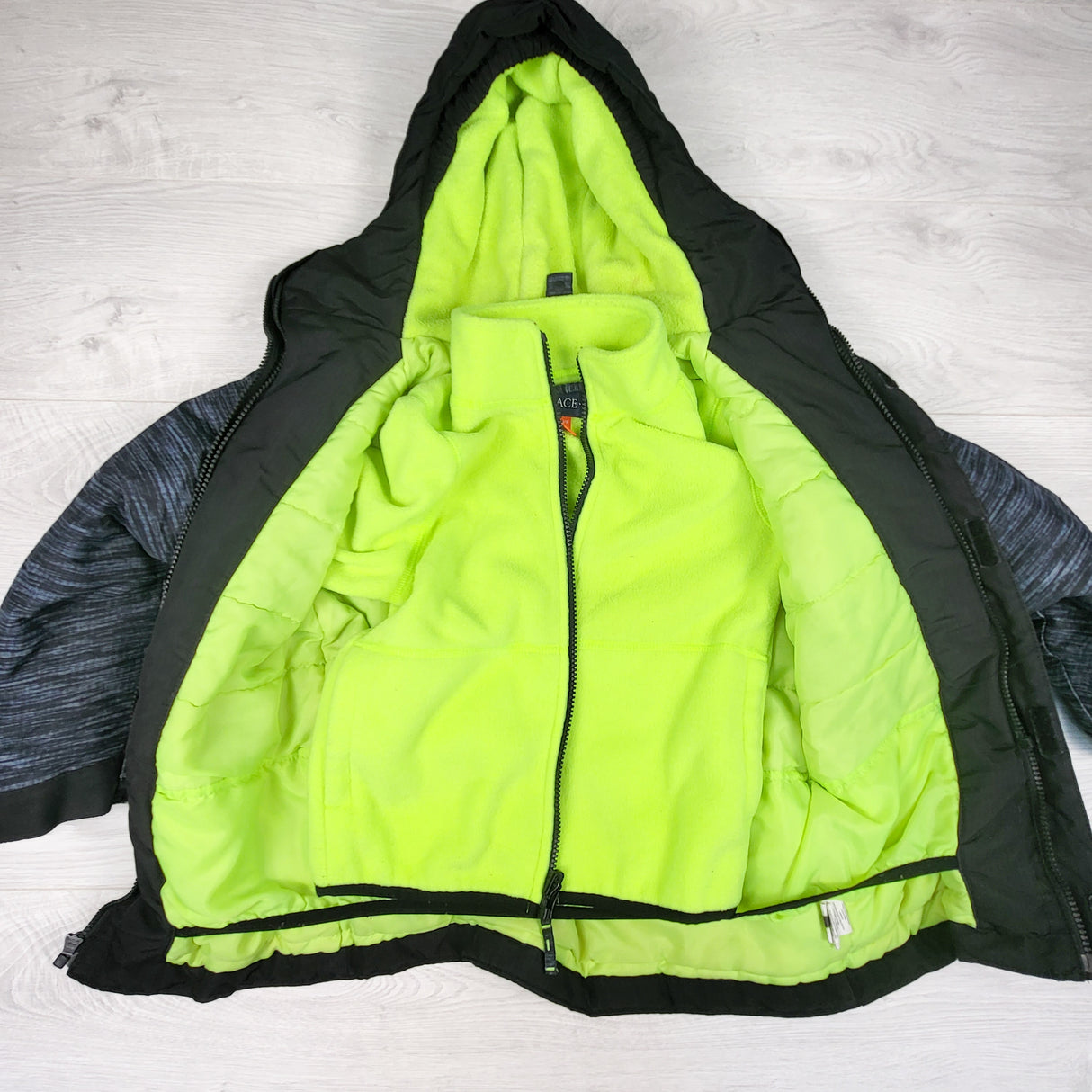 Children's Place 3-in-1 jacket. Size 5/6
