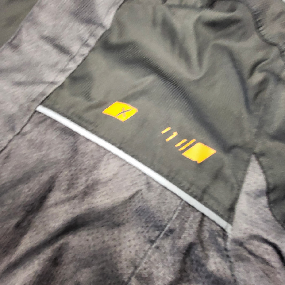 XMTN grey 2pc rain set. Size 6/6X - AS IS
