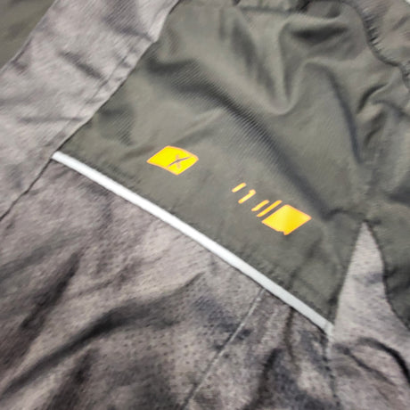 XMTN grey 2pc rain set. Size 6/6X - AS IS