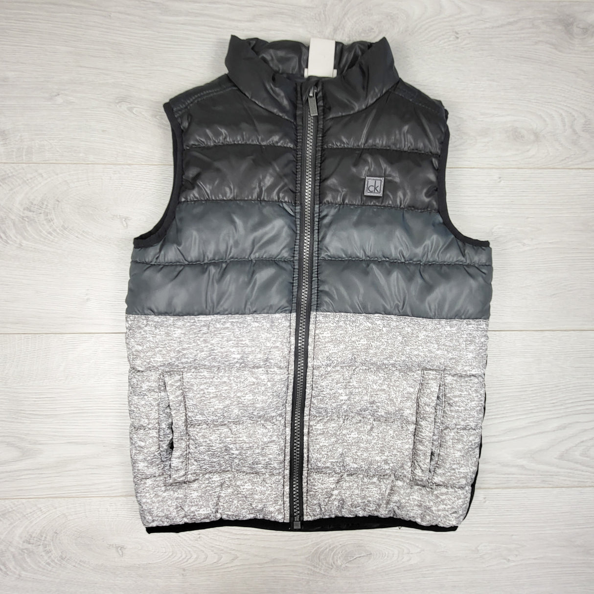 Calvin Klein puffer vest. Size 6