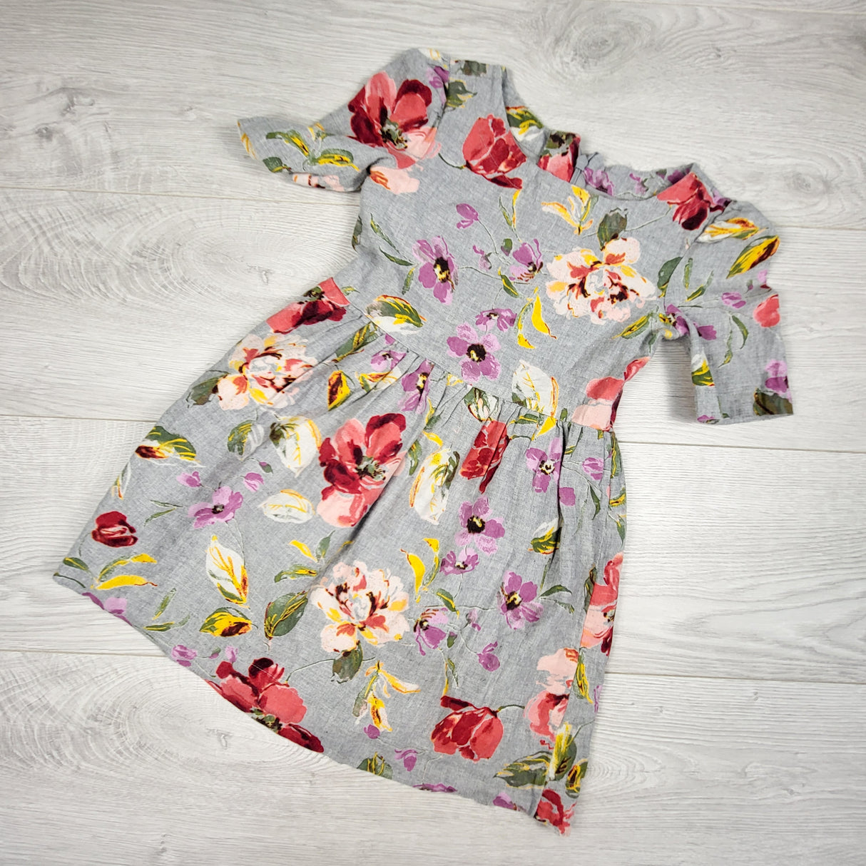 Gap grey floral print dress. Size XS (4/5T)