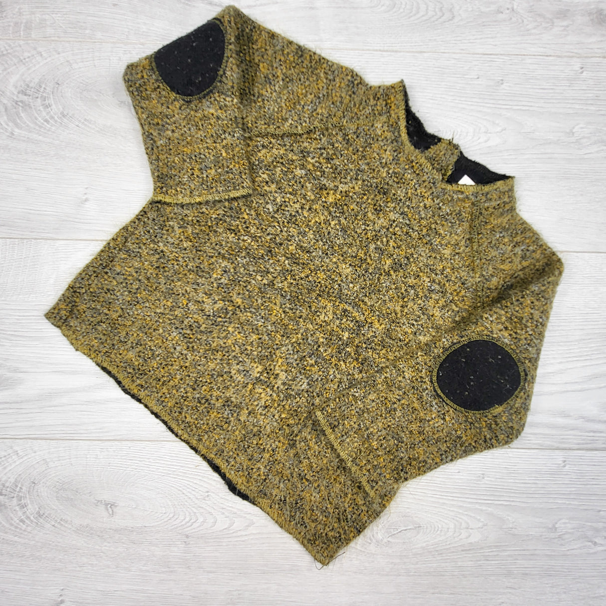 Zara green sweater with elbow patches. Size 2/3T