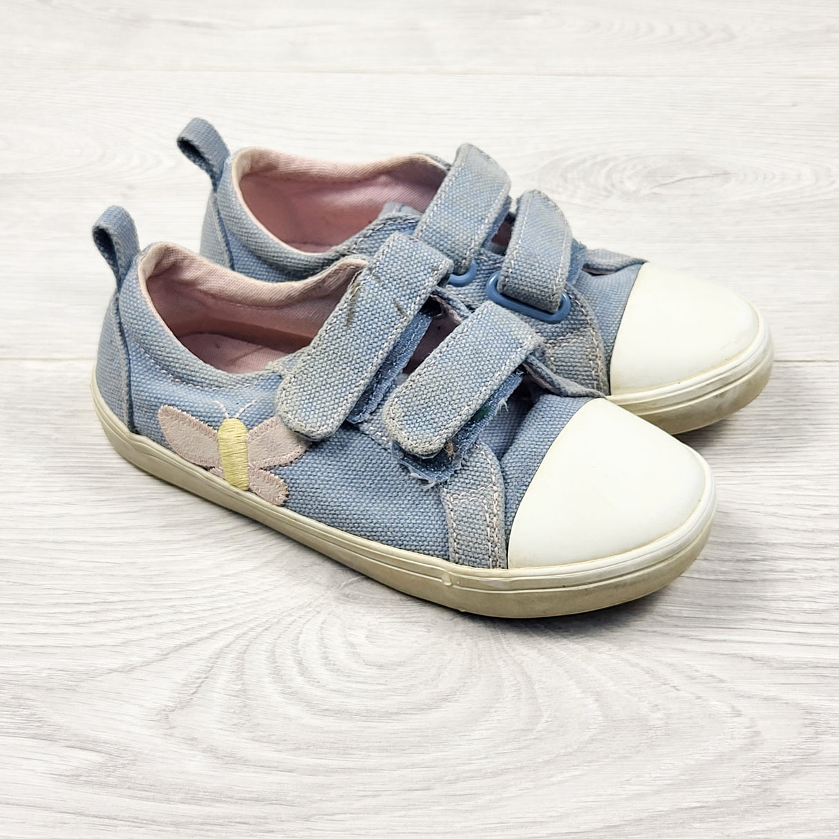 Old Navy denim shooes with butterfly. Size 9