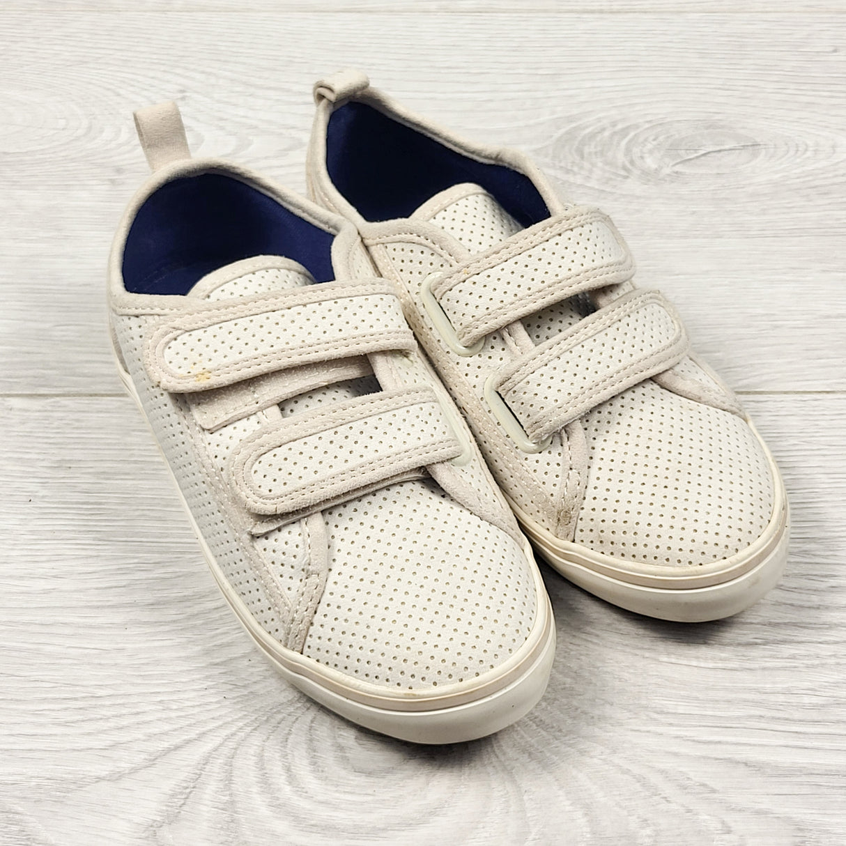 Old Navy white perforated sneakers. Size 10