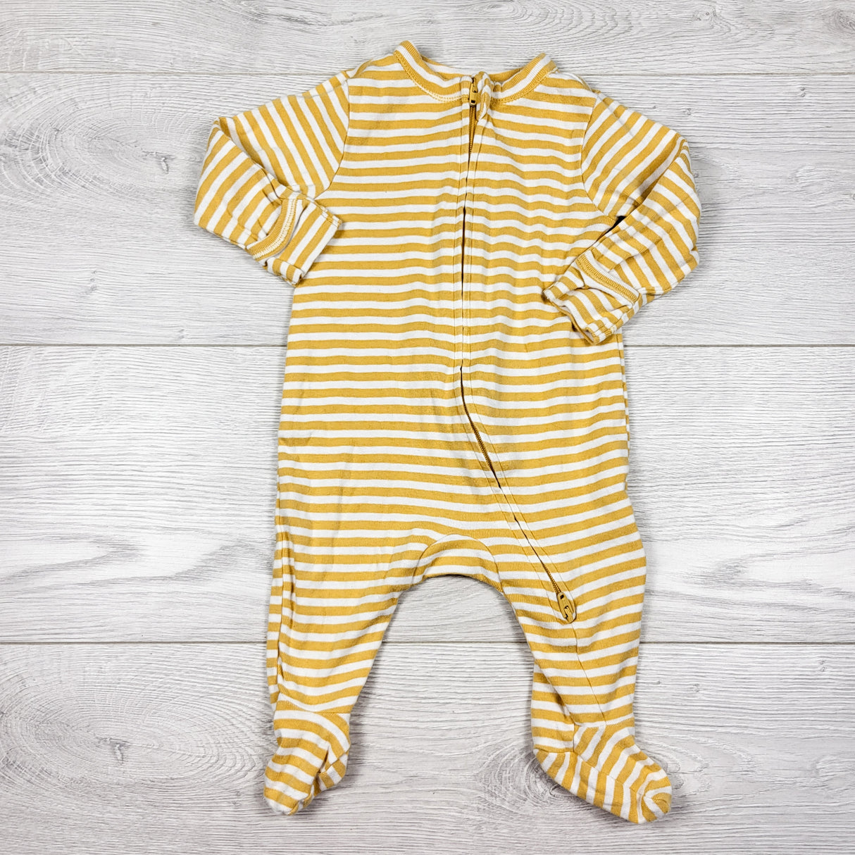 Old Navy yellow striped zippered cotton sleeper. Size 0-3 months