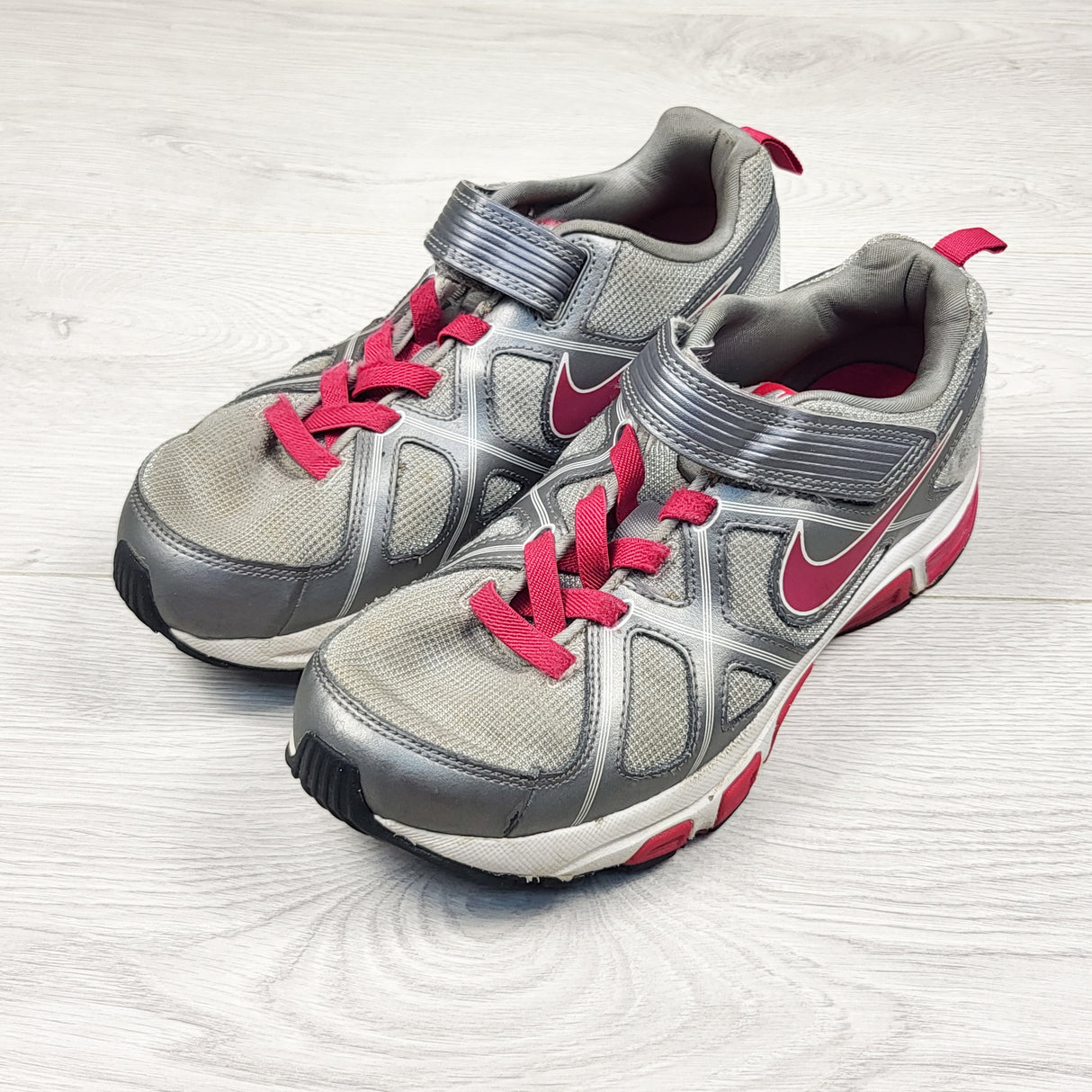 Nike pink and silver T-Run 3 ALT running shoes. Youth size 5