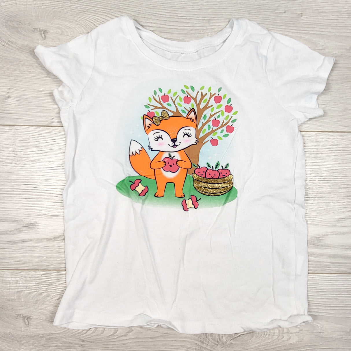 Children's Place white t-shirt with fox. Size 5T