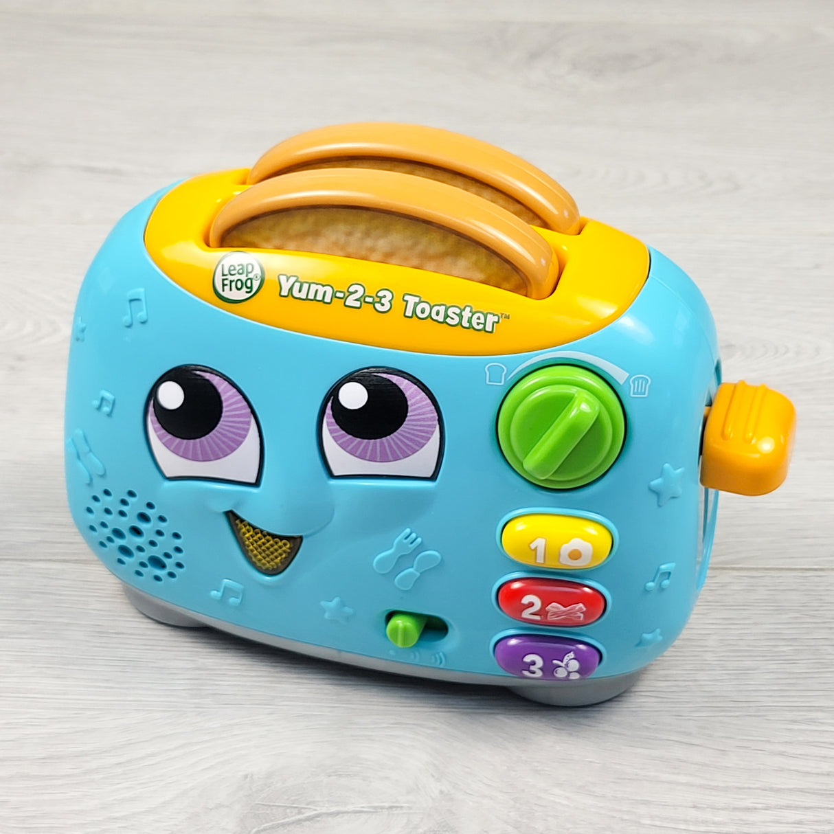 LeapFrog Yum-2-3 toaster toy