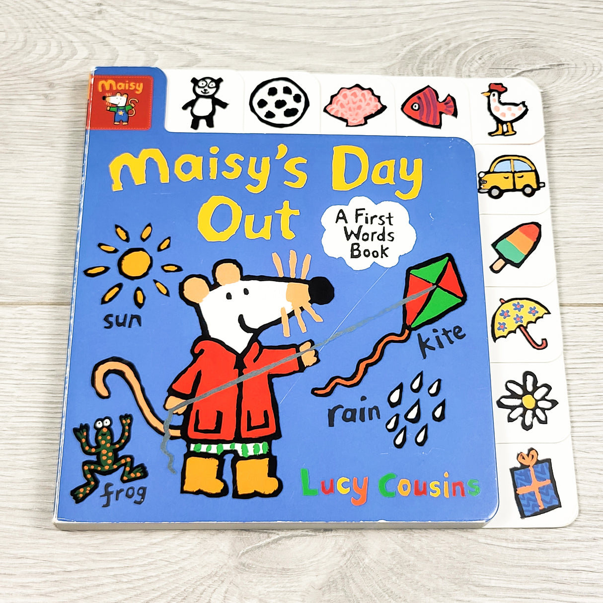 Maisy's Day Out. Tabbed board book