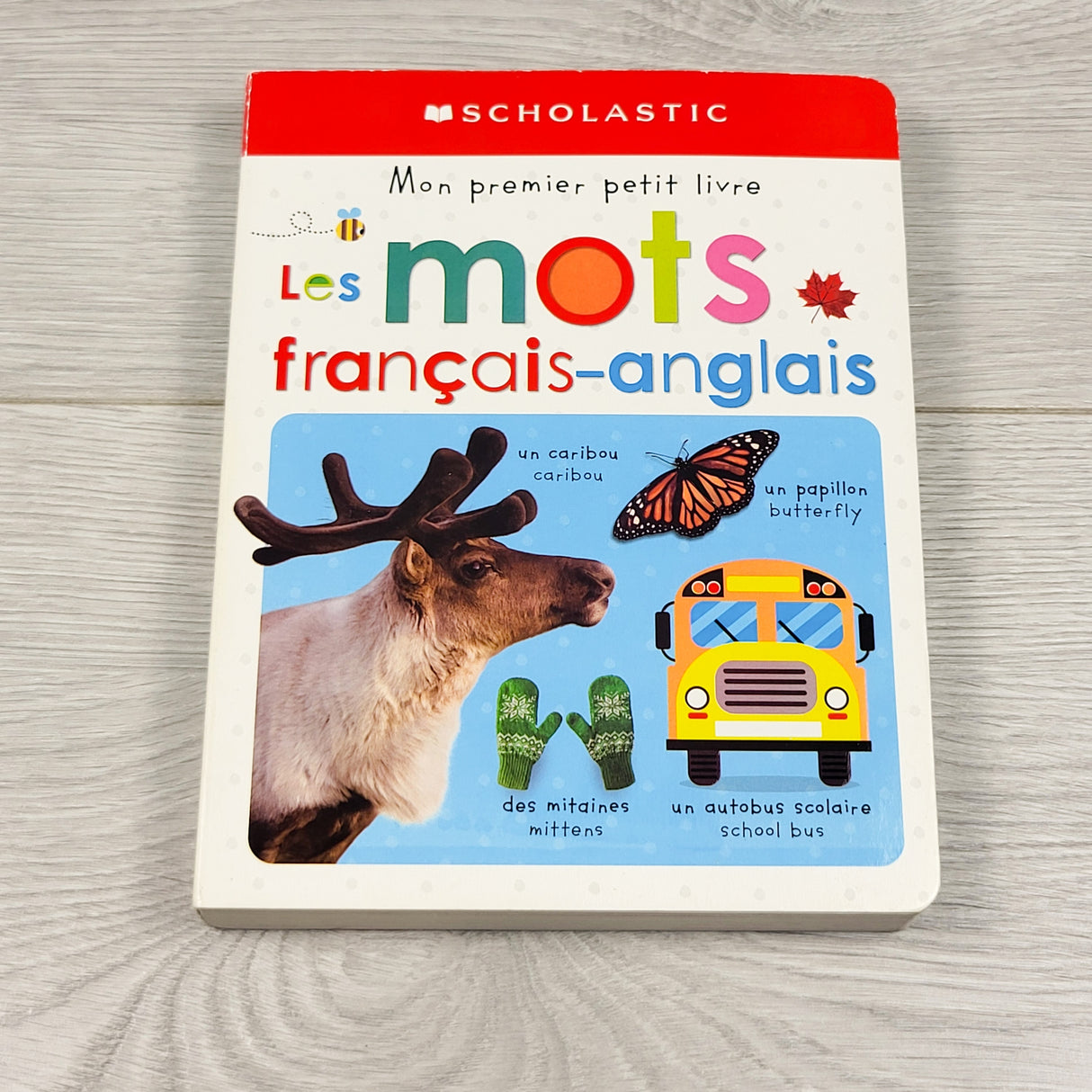 Les Mots Francais-Anglais. Board book