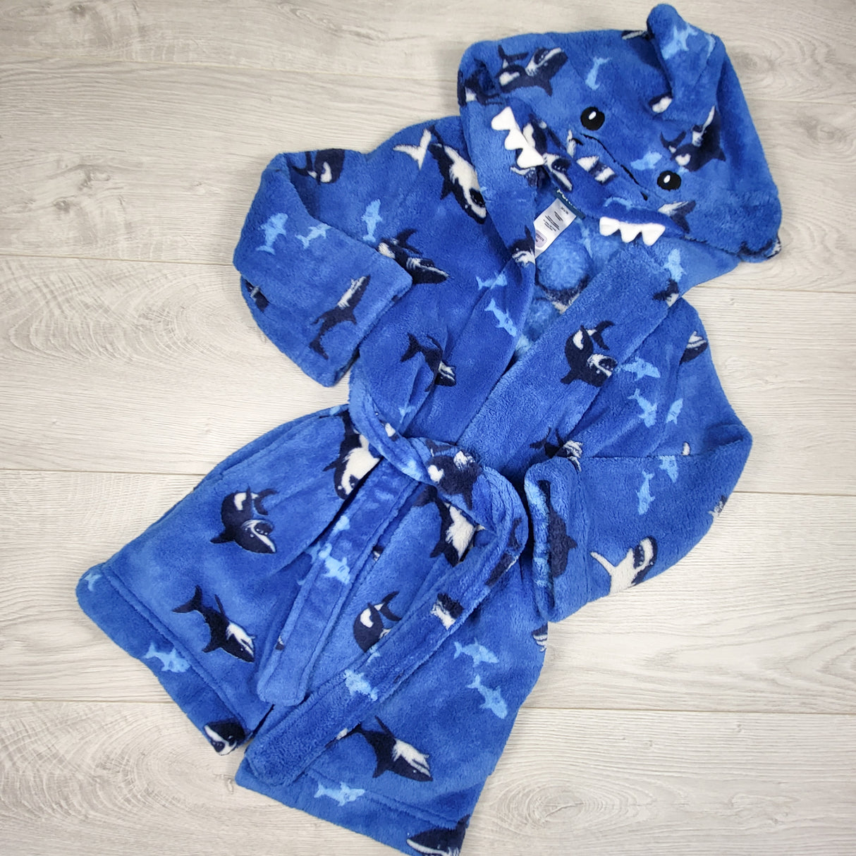 Pekkle blue plush hooded robe with sharks. Size 4/5T