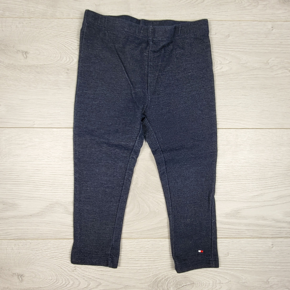 Tommy Hilfiger denim look leggings. Size 2T