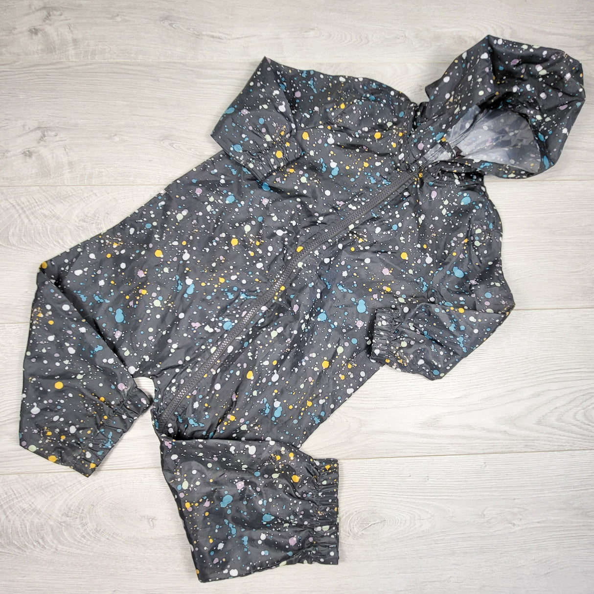 George grey patterned lightweight one piece rain suit. Size 3T