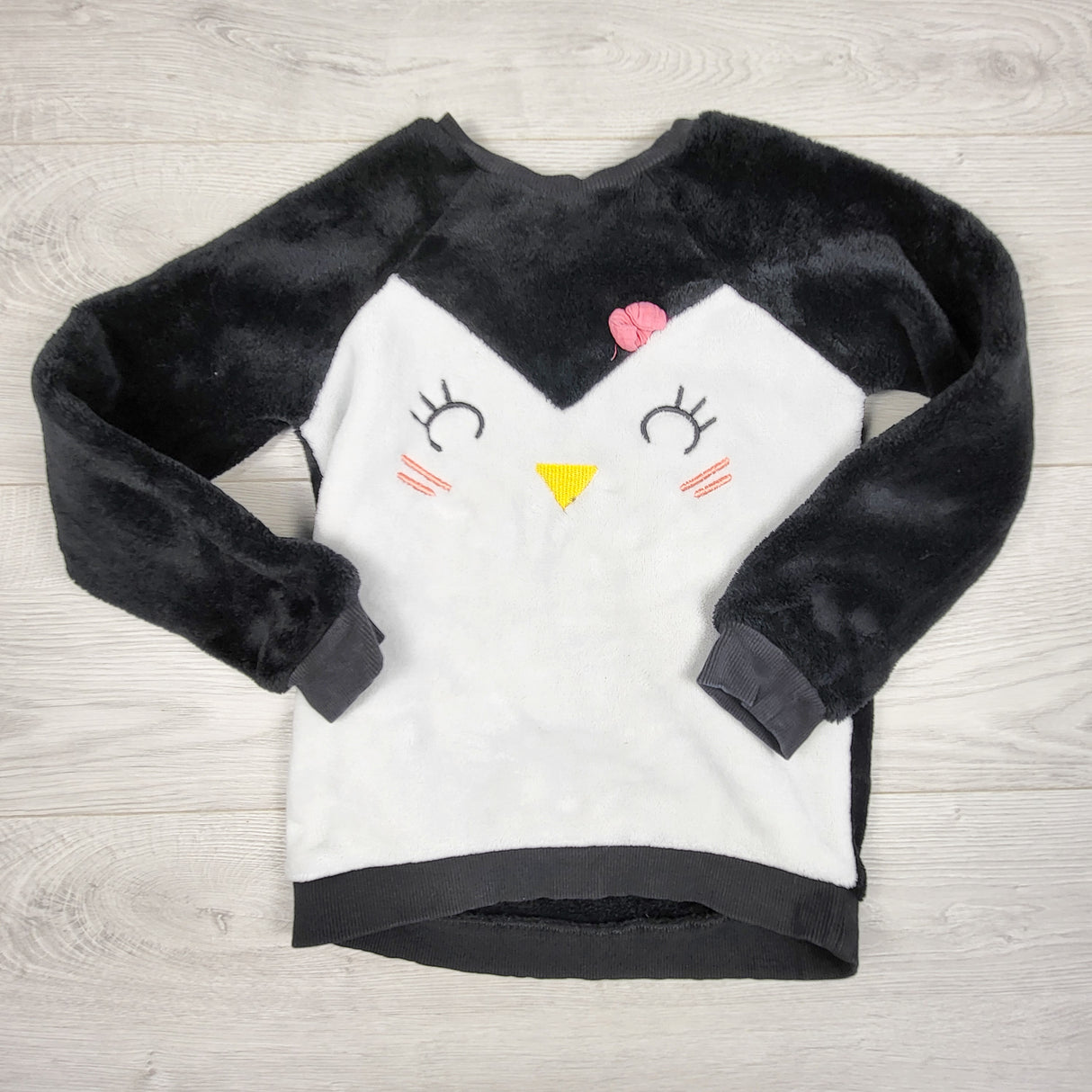 Penelope Mack plush penguin sweatshirt. Size 6X