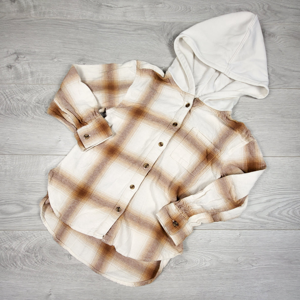 Old Navy beige hooded button down flannel shirt. Girls size 8