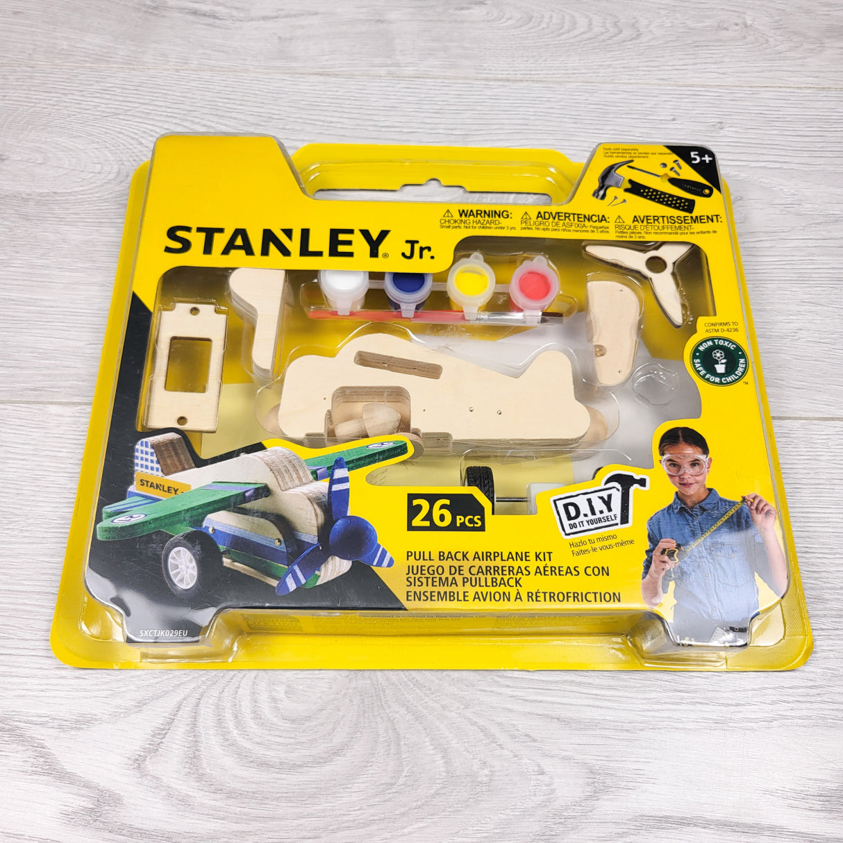 NEW - Stanley Jr. DIY Pull Back Airplane Kit