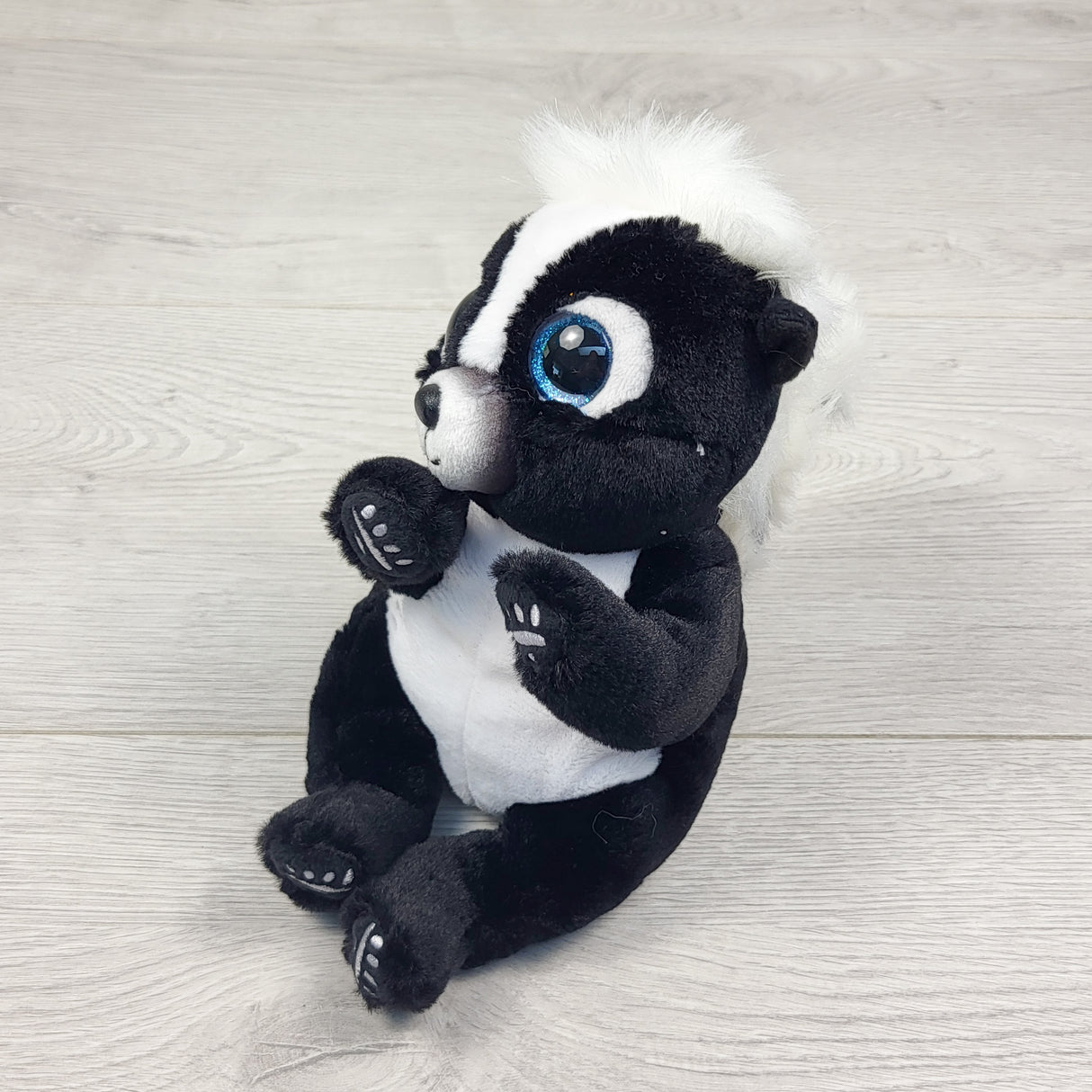 Ty Beanie Bellies "Rukus" the Skunk plush